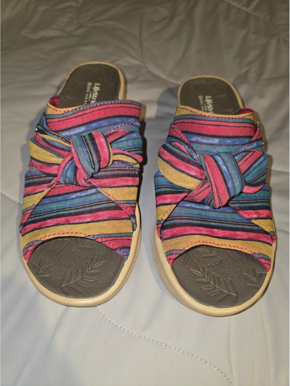Bzees + LifeStride Women's Slide Sandal Smile Wedge Coral Knotted Washable US6.5